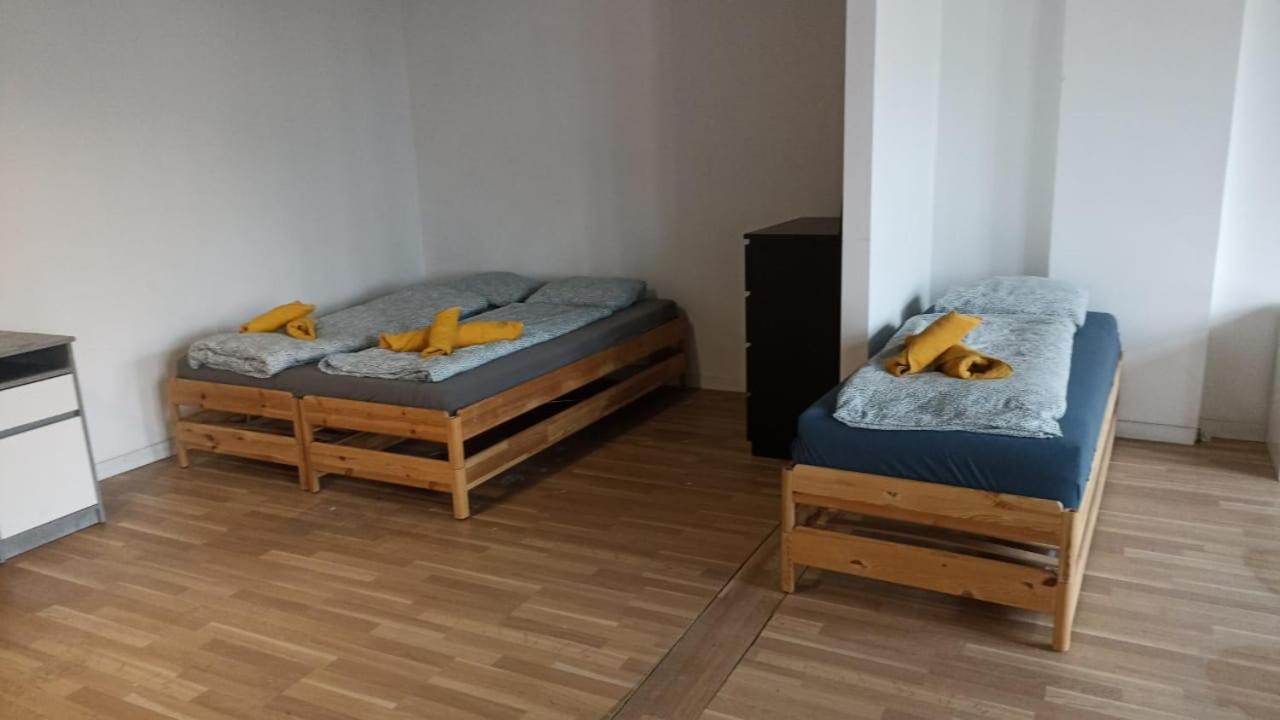 Blue Lotus Apartments Bratislava Exterior photo